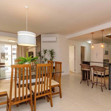 Boulevard 224D - Excelente Apartamento Em Condominio De Luxo No Centro De Bombinhas - Piscina - Jacuzzi - Academia - Portaria 24H. Kültér fotó