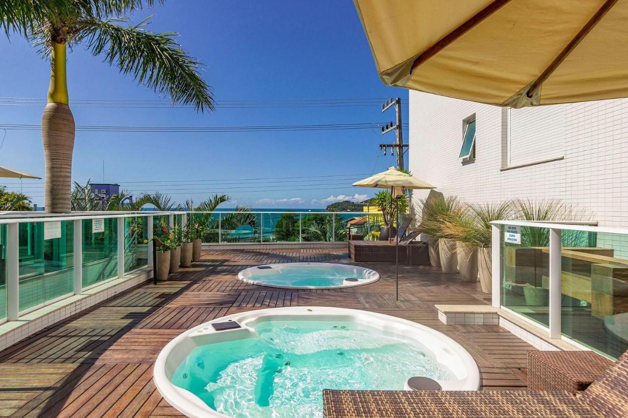 Boulevard 224D - Excelente Apartamento Em Condominio De Luxo No Centro De Bombinhas - Piscina - Jacuzzi - Academia - Portaria 24H. Kültér fotó