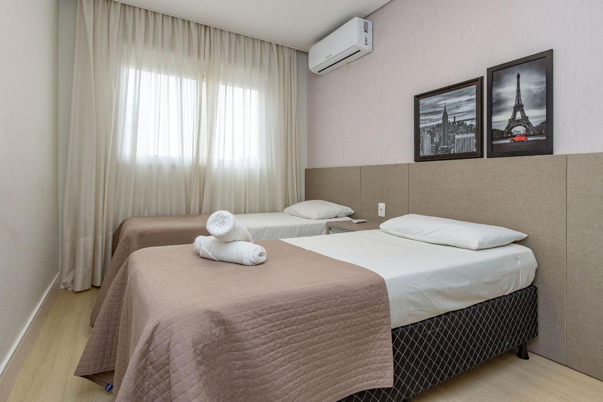 Boulevard 224D - Excelente Apartamento Em Condominio De Luxo No Centro De Bombinhas - Piscina - Jacuzzi - Academia - Portaria 24H. Kültér fotó